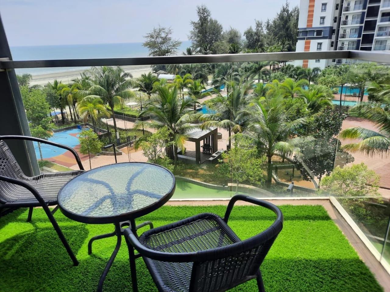 Timurbay Anda Appartement Kuantan Buitenkant foto